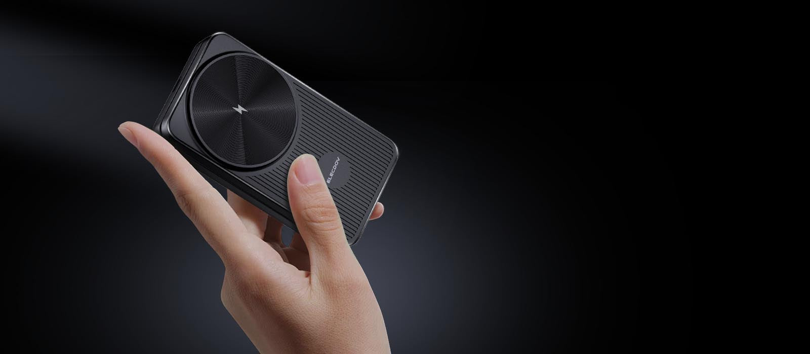 Mini charger, convenient charger, folding charger